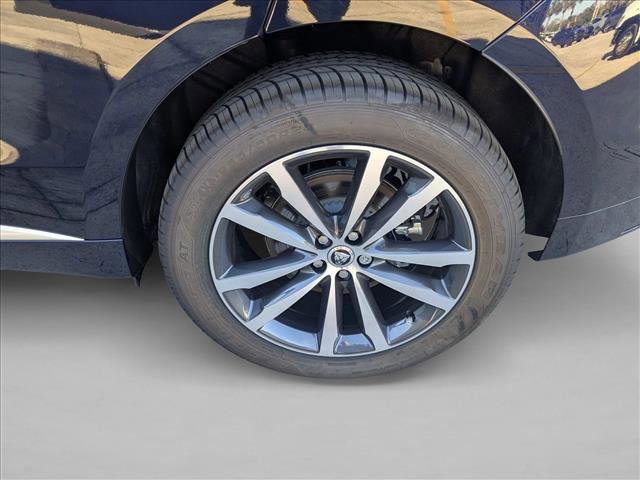 Certified 2025 Jaguar F-PACE R-Dynamic S image 10