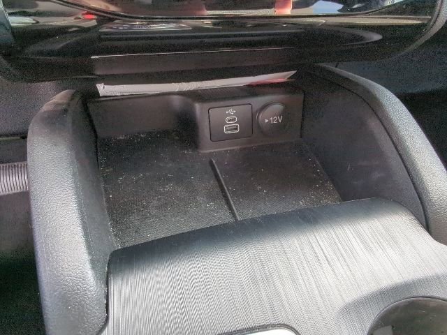 Used 2025 Ford Escape SE image 30