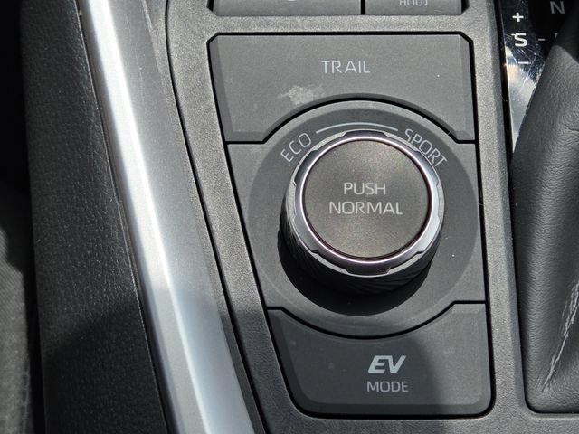 Used 2023 Toyota RAV4 XLE w/ Convenience Package AWD/4WD image 32