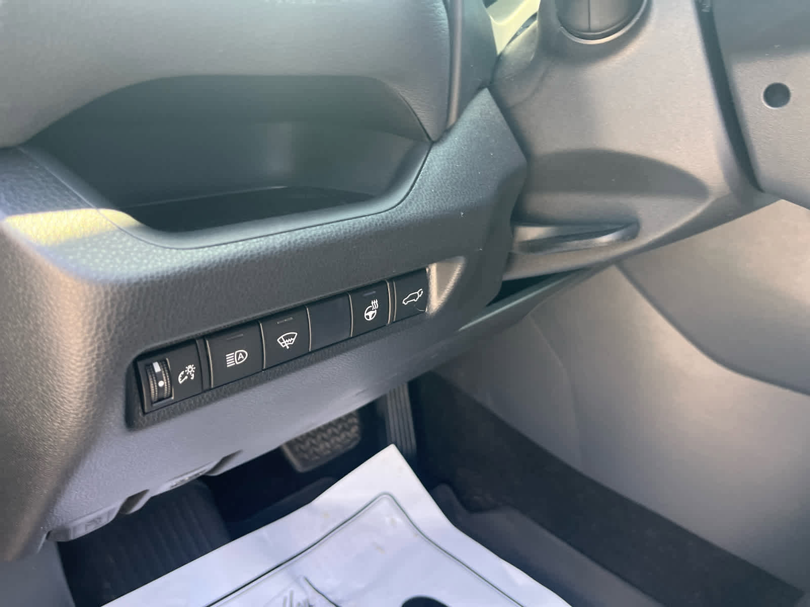 Used 2021 Toyota RAV4 XLE Premium image 26