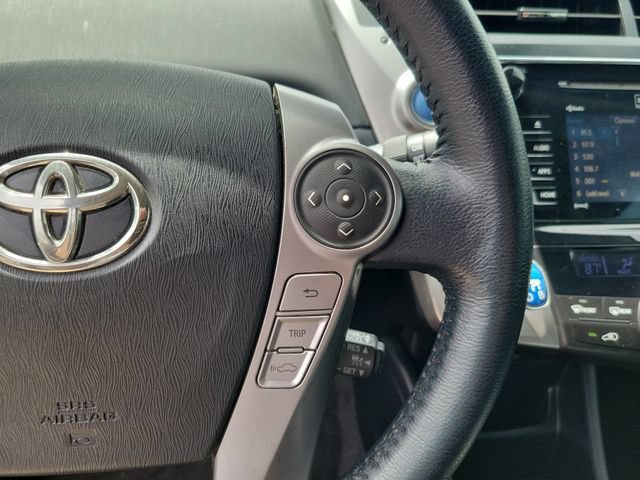Used 2017 Toyota Prius V Five w/ Advanced Technology Package FWD image 18