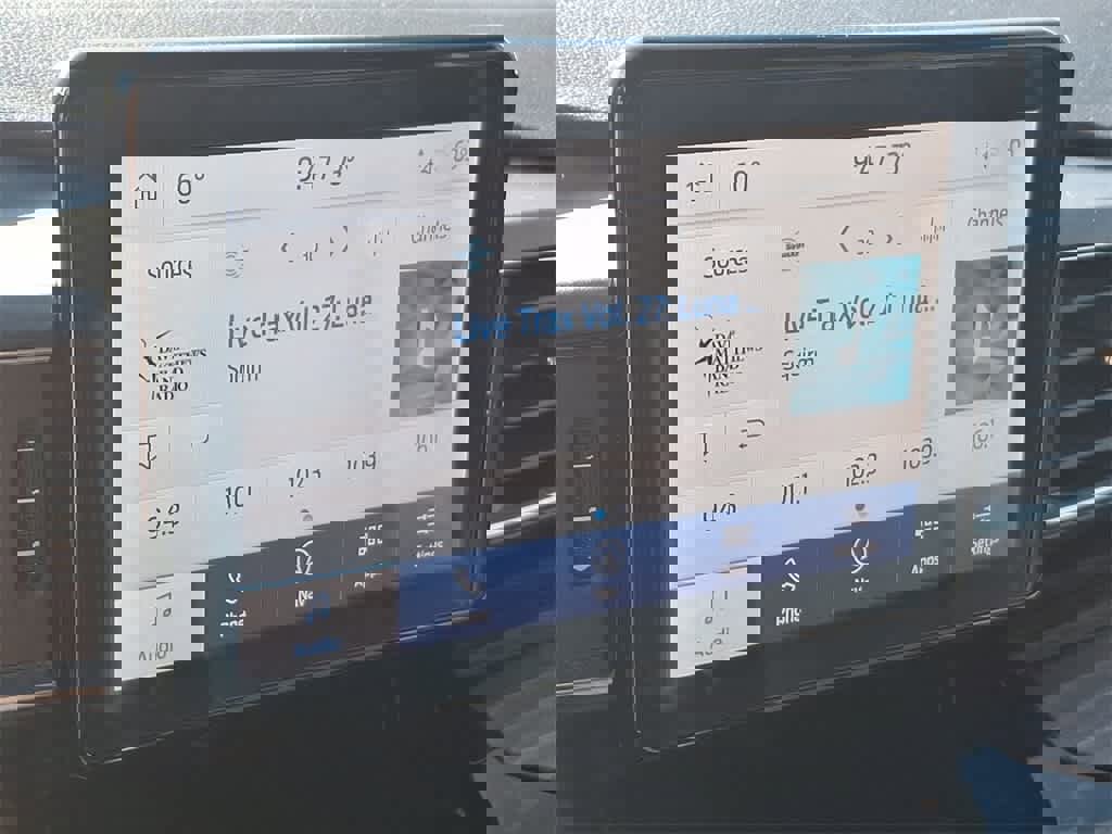 Used 2022 Ford Explorer Limited image 20