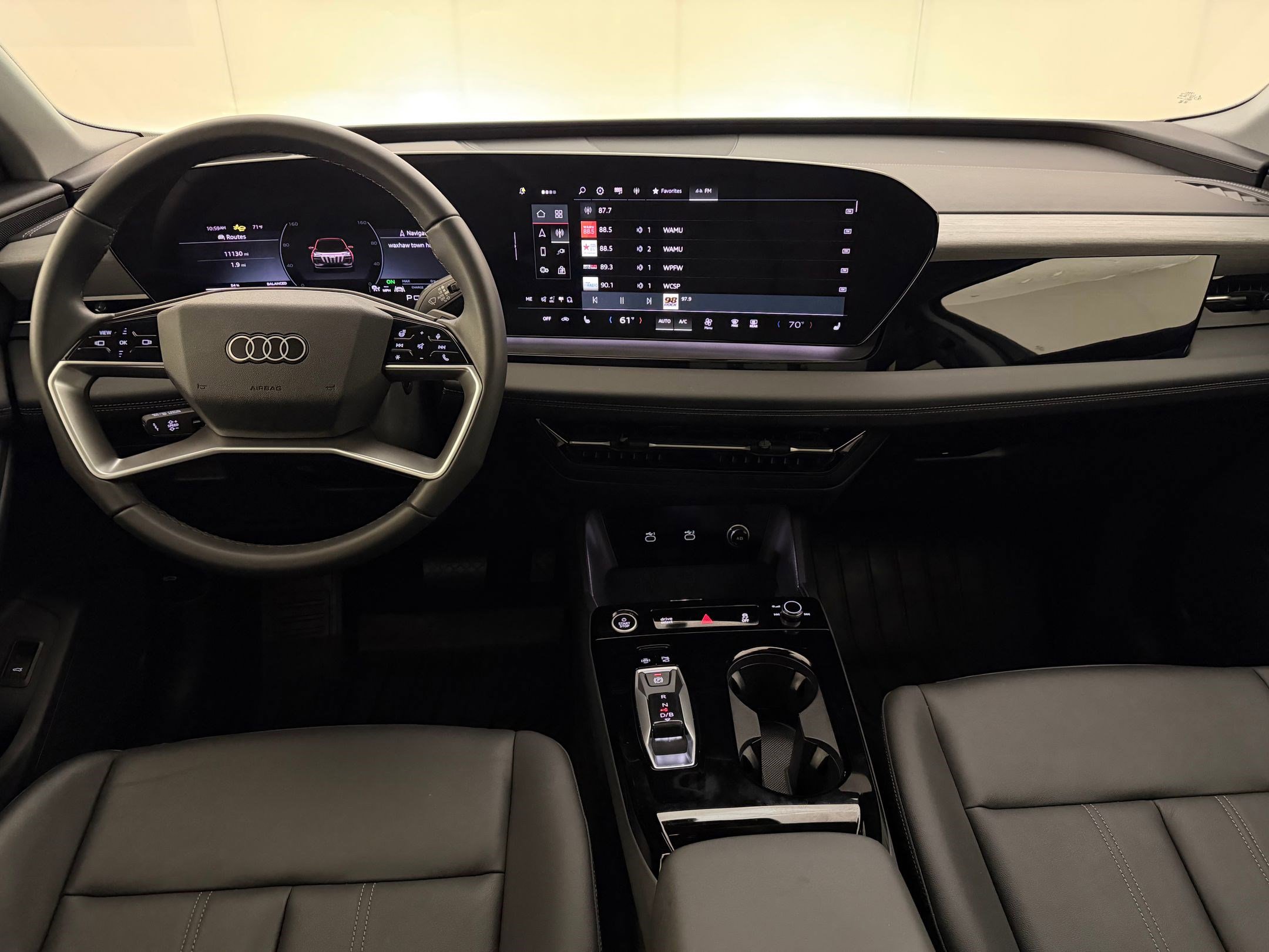 Used 2025 Audi Q6 e-tron Premium w/ Convenience Package RWD image 26