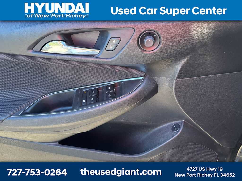 Used 2016 Chevrolet Cruze LS FWD image 9
