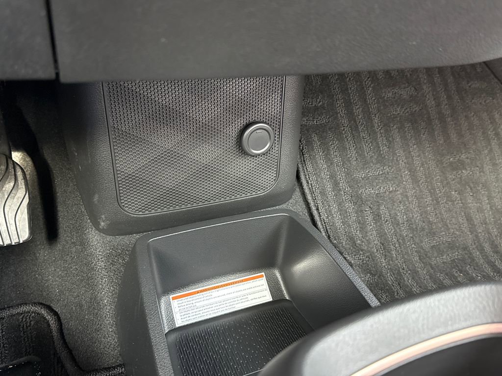 New 2026 Nissan Leaf SV+ w/ Floor Mat Package (SV+) image 29