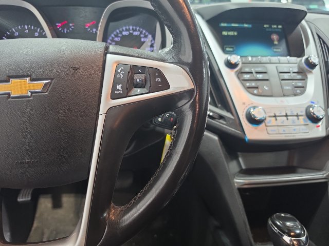 Used 2017 Chevrolet Equinox LT w/ Convenience Package AWD/4WD image 12