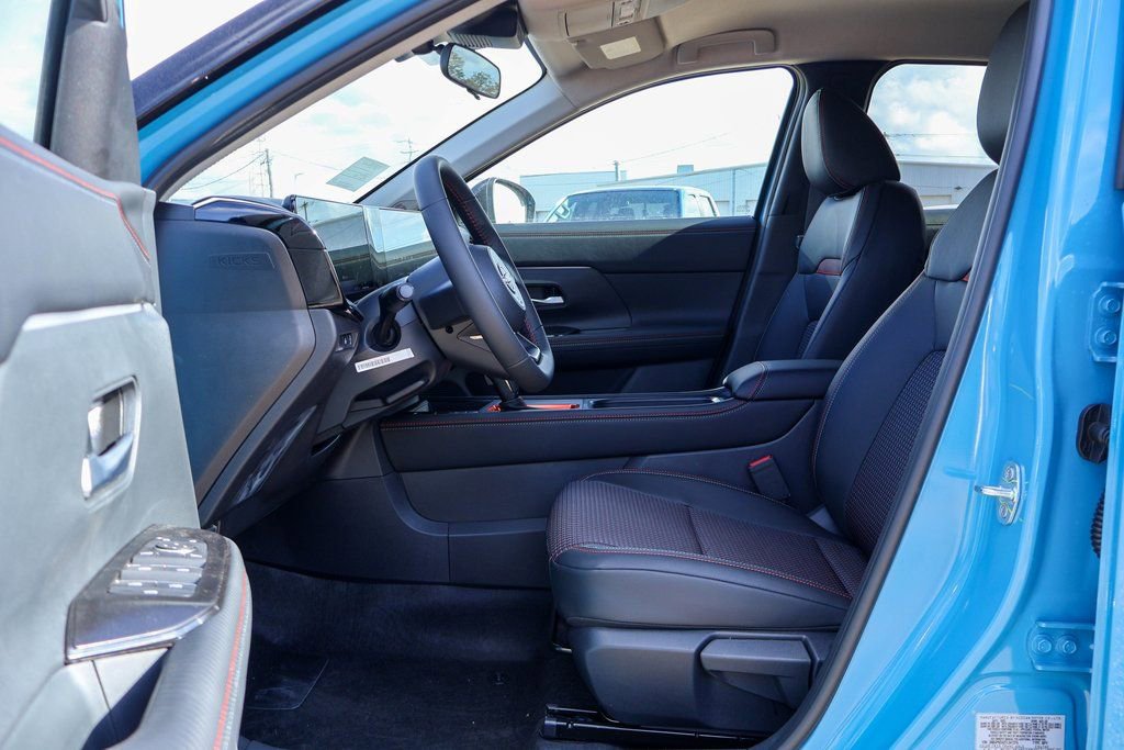 New 2026 Nissan Kicks SR image 7