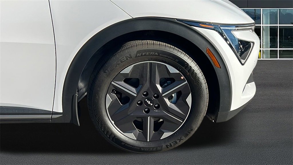 New 2025 Kia EV6 Light image 5