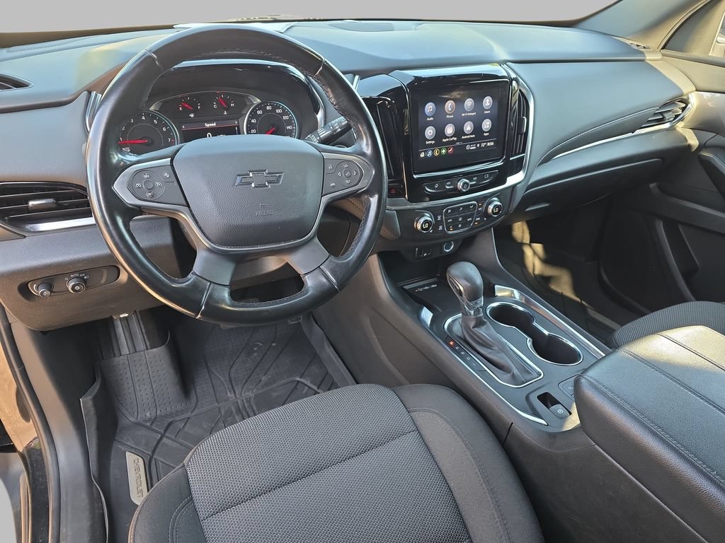 Certified 2023 Chevrolet Traverse LT w/ Midnight/Sport Edition AWD/4WD image 17