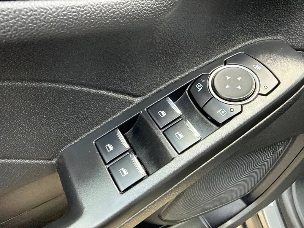 Used 2025 Ford Escape ST-Line w/ Tech Pack #1 AWD/4WD image 13