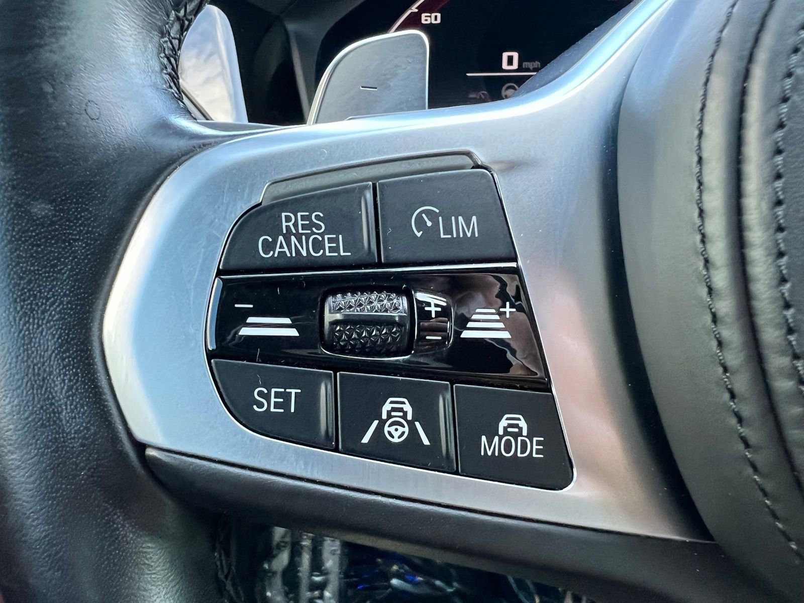 Used 2022 BMW M440i Convertible image 31