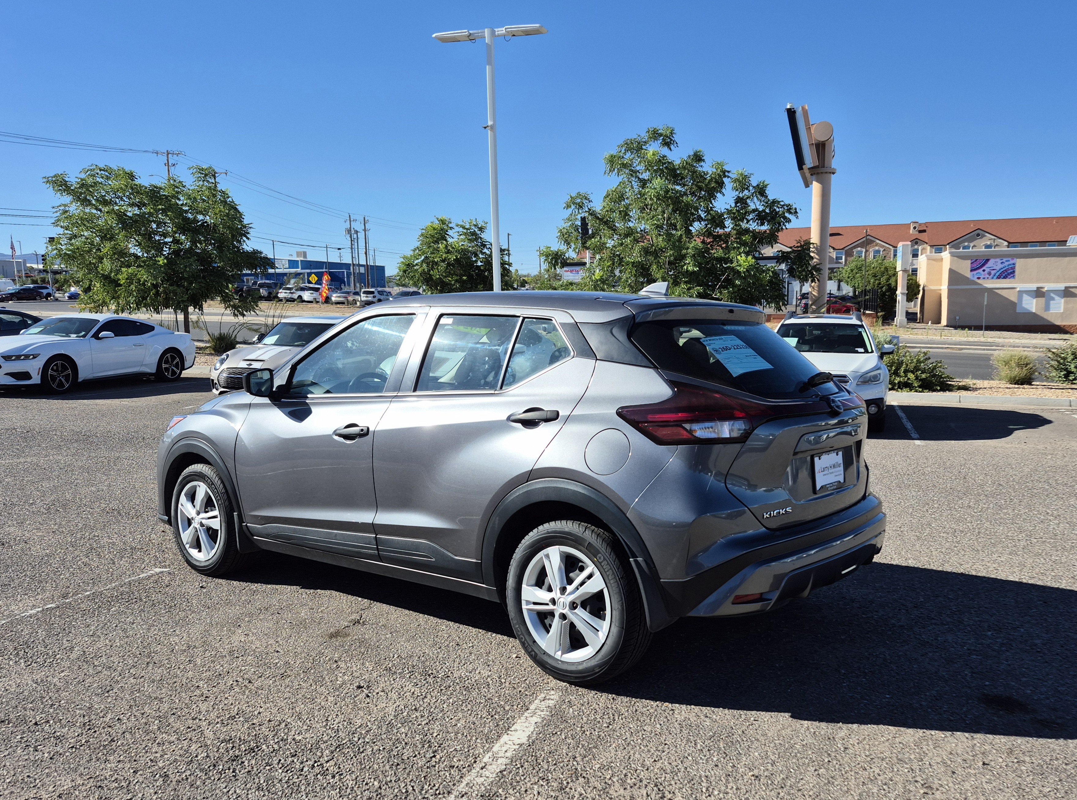 Used 2024 Nissan Kicks S FWD image 3