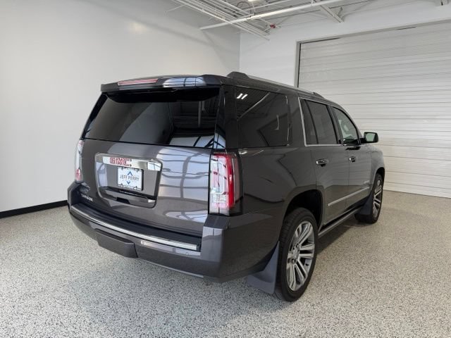 Used 2017 GMC Yukon Denali w/ Open Road Package AWD/4WD image 3