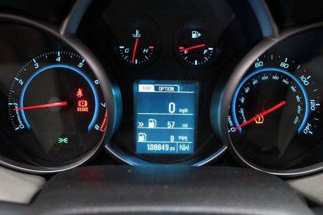 Used 2014 Chevrolet Cruze LS FWD image 20