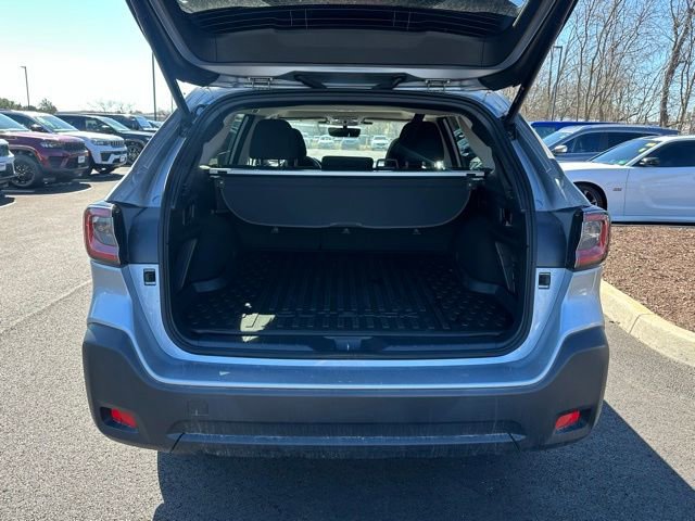 Used 2024 Subaru Outback Premium image 15