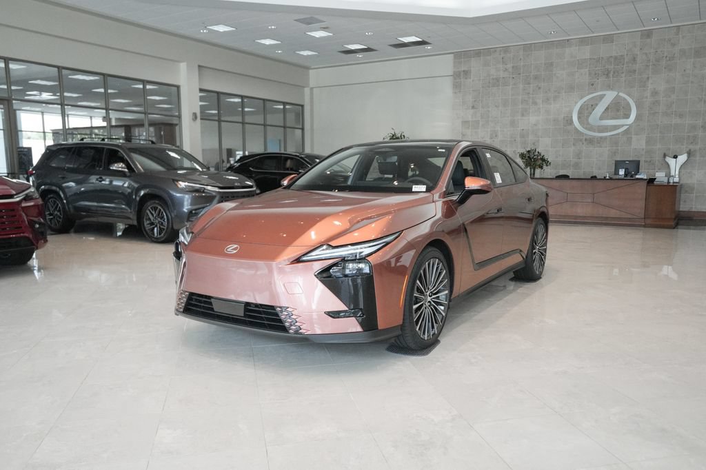 New 2026 Lexus ES 350e