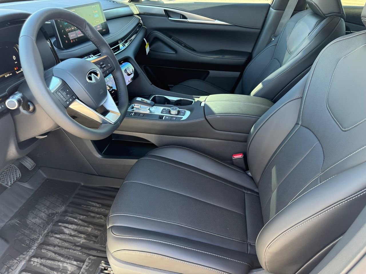 New 2026 INFINITI QX60 Pure image 14