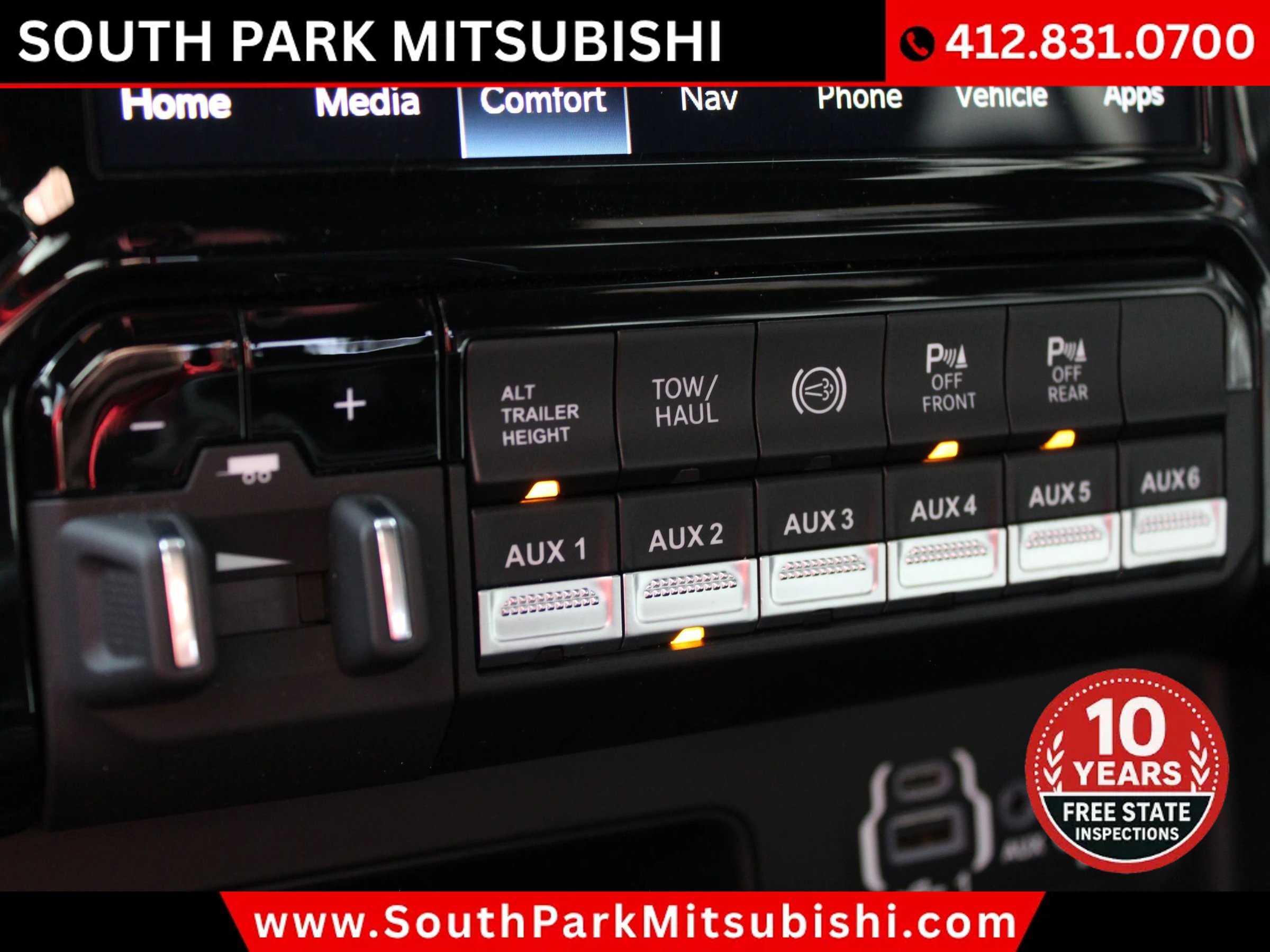 Used 2023 RAM 3500 Limited image 29