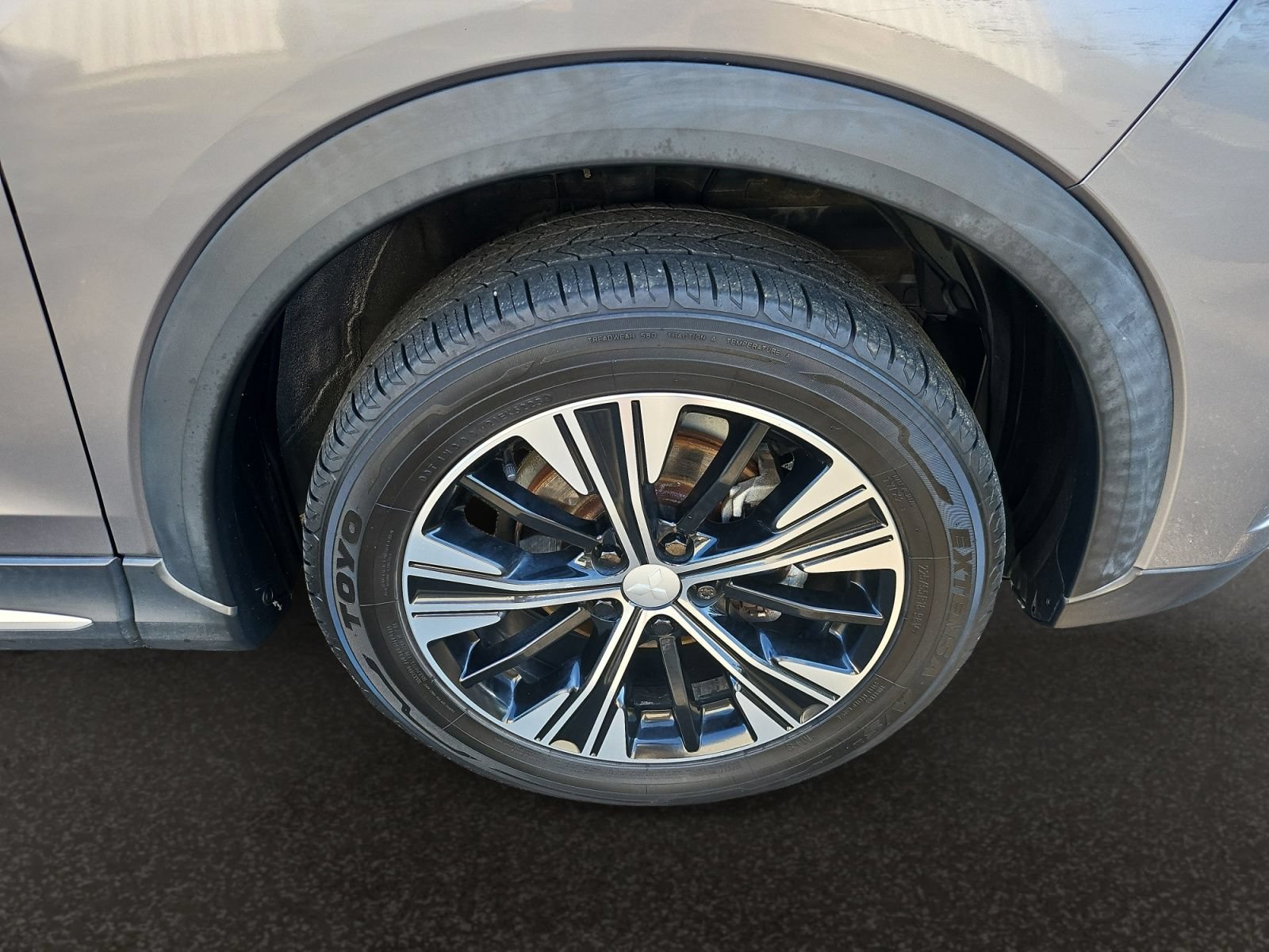 Used 2019 Mitsubishi Eclipse Cross SE AWD/4WD image 39