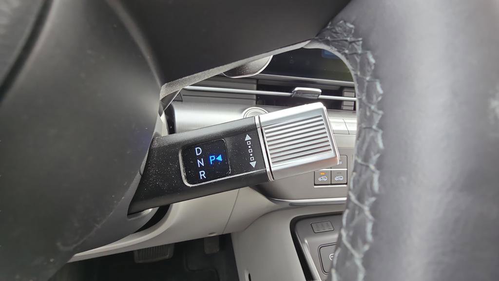 Certified 2024 Hyundai Kona Limited AWD/4WD image 22
