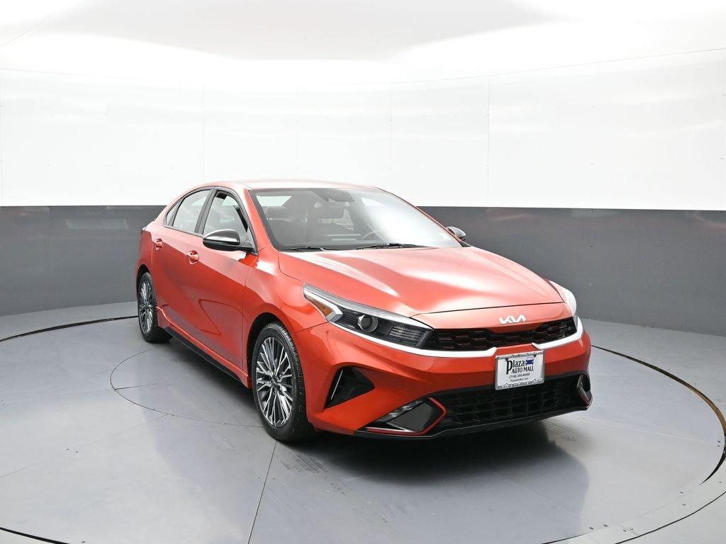 Certified 2023 Kia Forte GT-Line image 3
