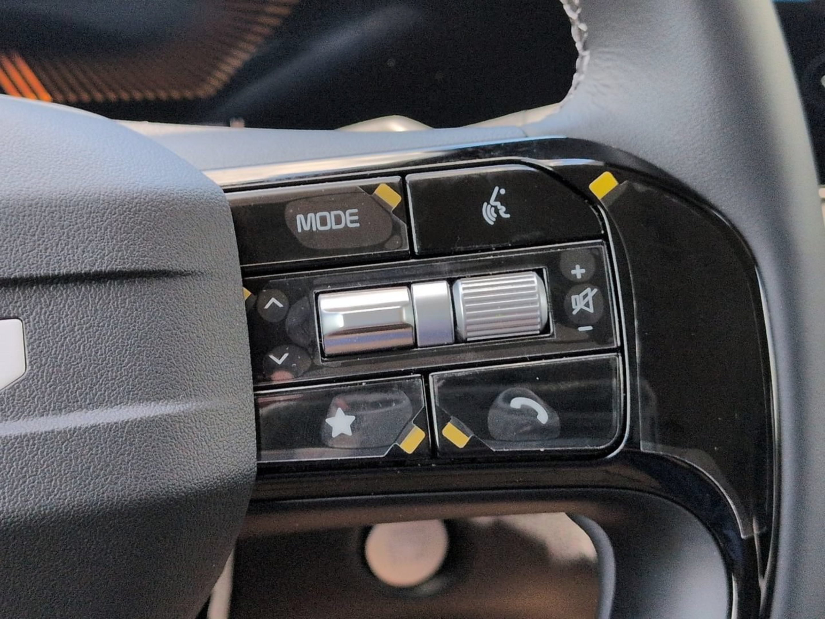 New 2026 Kia Sorento S AWD/4WD image 40