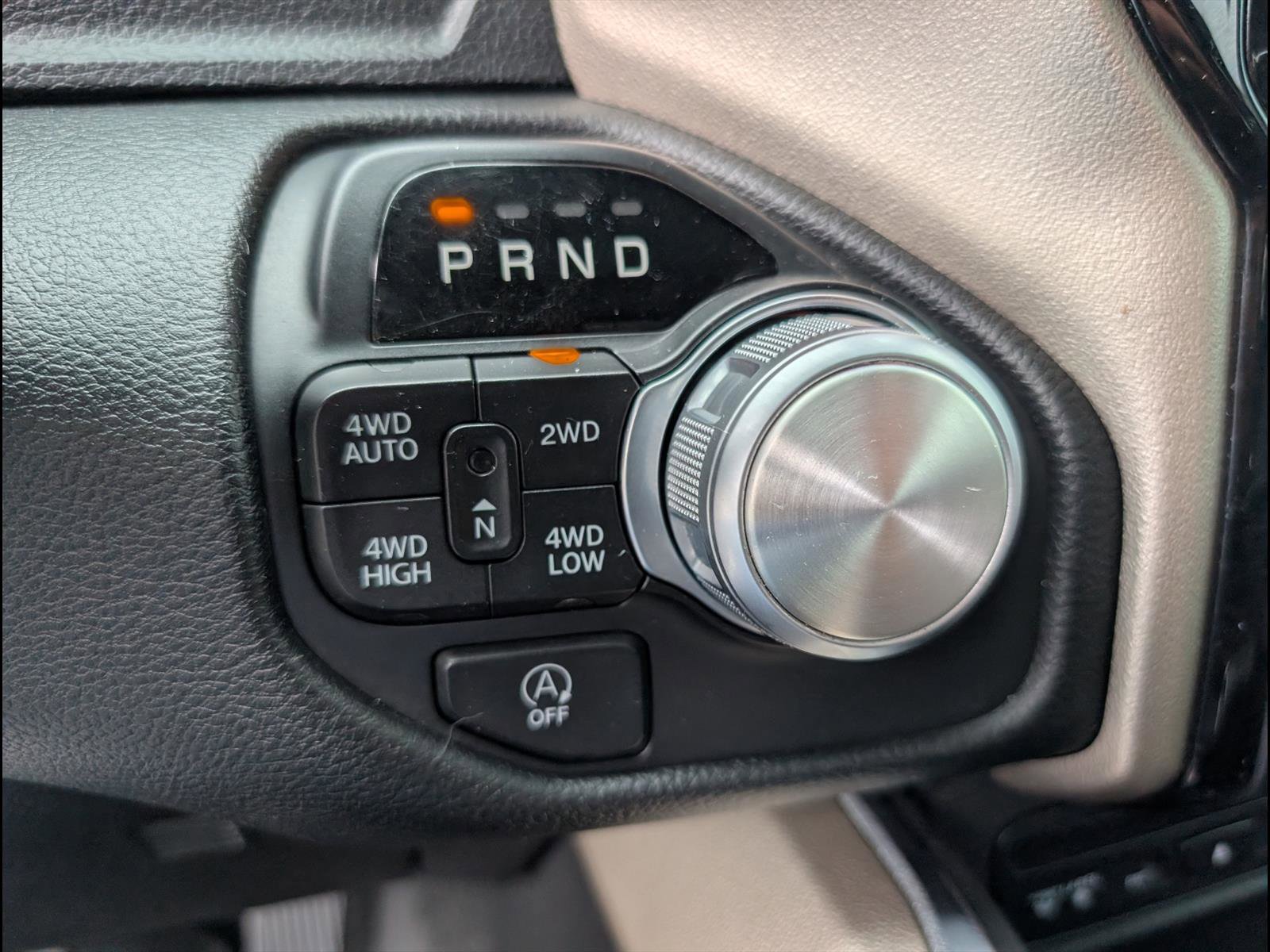 Used 2019 RAM 1500 Laramie w/ Sport Appearance Package image 16