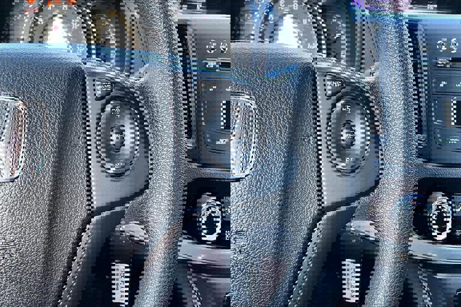 Used 2015 Honda CR-V LX image 17