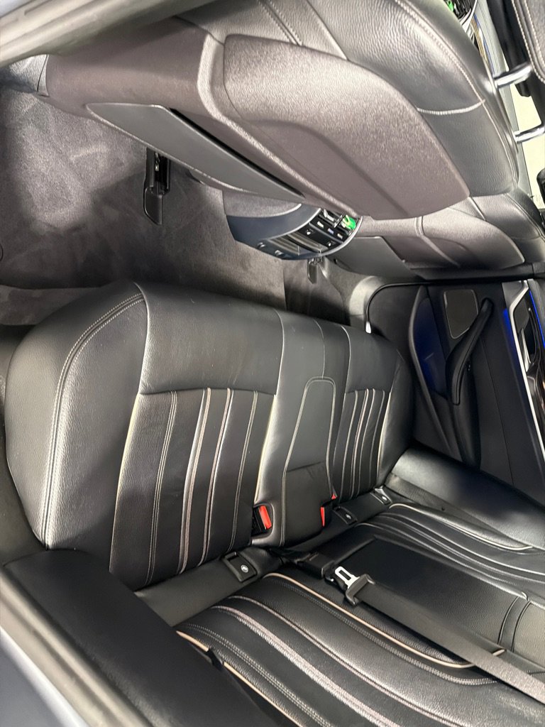 Used 2017 BMW 530i xDrive image 18