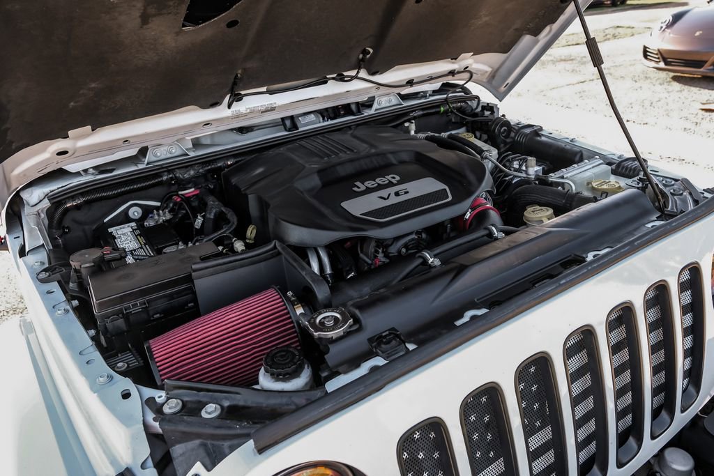 Used 2015 Jeep Wrangler Unlimited Sahara w/ Quick Order Package 24X image 51