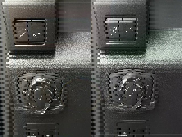 Used 2021 Ford Expedition Limited image 24