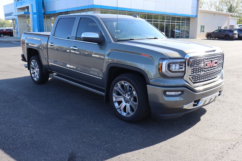 Used 2018 GMC Sierra 1500 Denali w/ Denali Ultimate Package AWD/4WD image 2