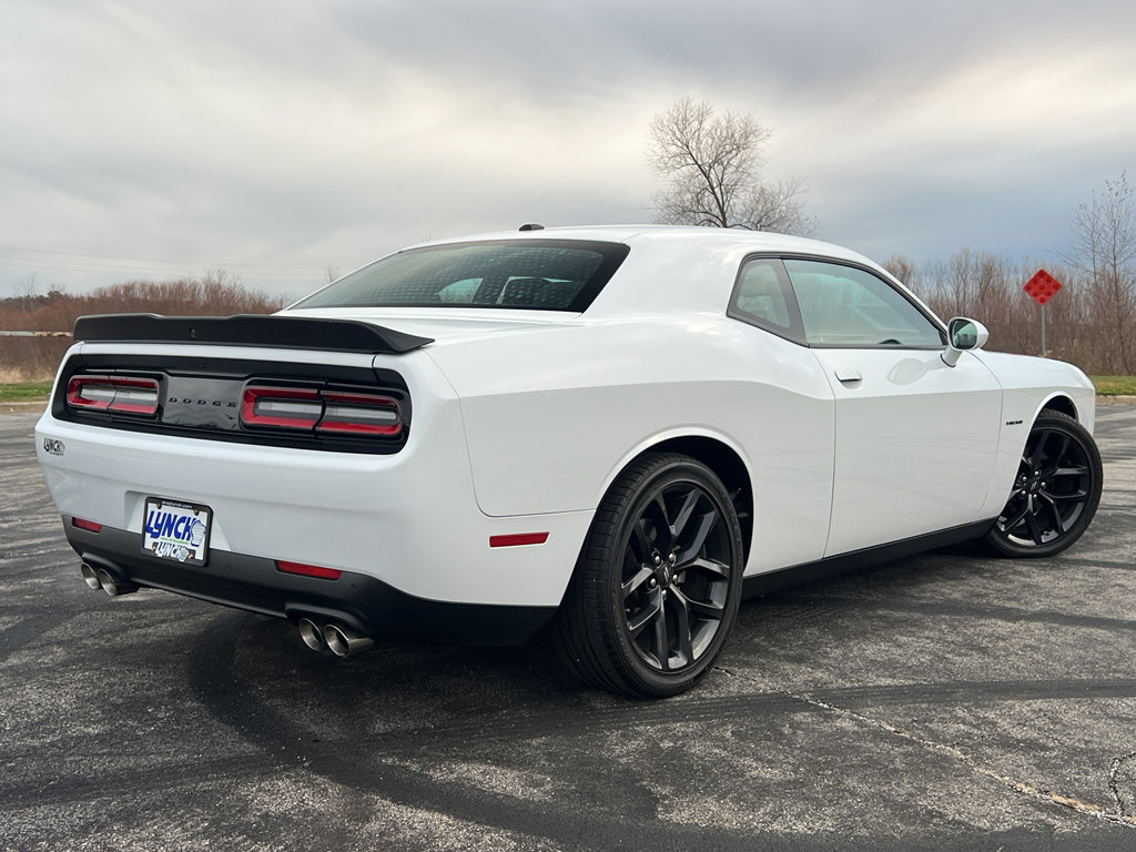 Used 2022 Dodge Challenger R/T w/ Blacktop Package image 5