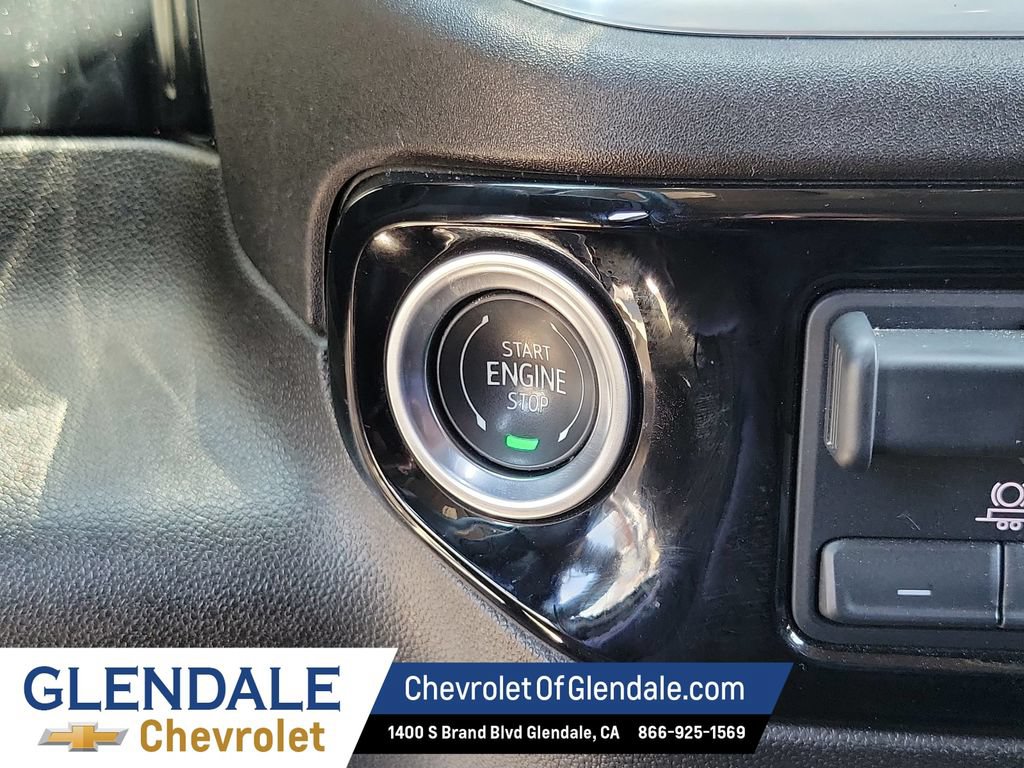 Certified 2025 Chevrolet Silverado 1500 LT RWD image 35