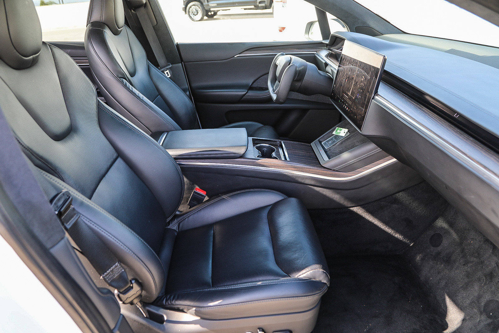 Used 2023 Tesla Model X AWD/4WD image 16