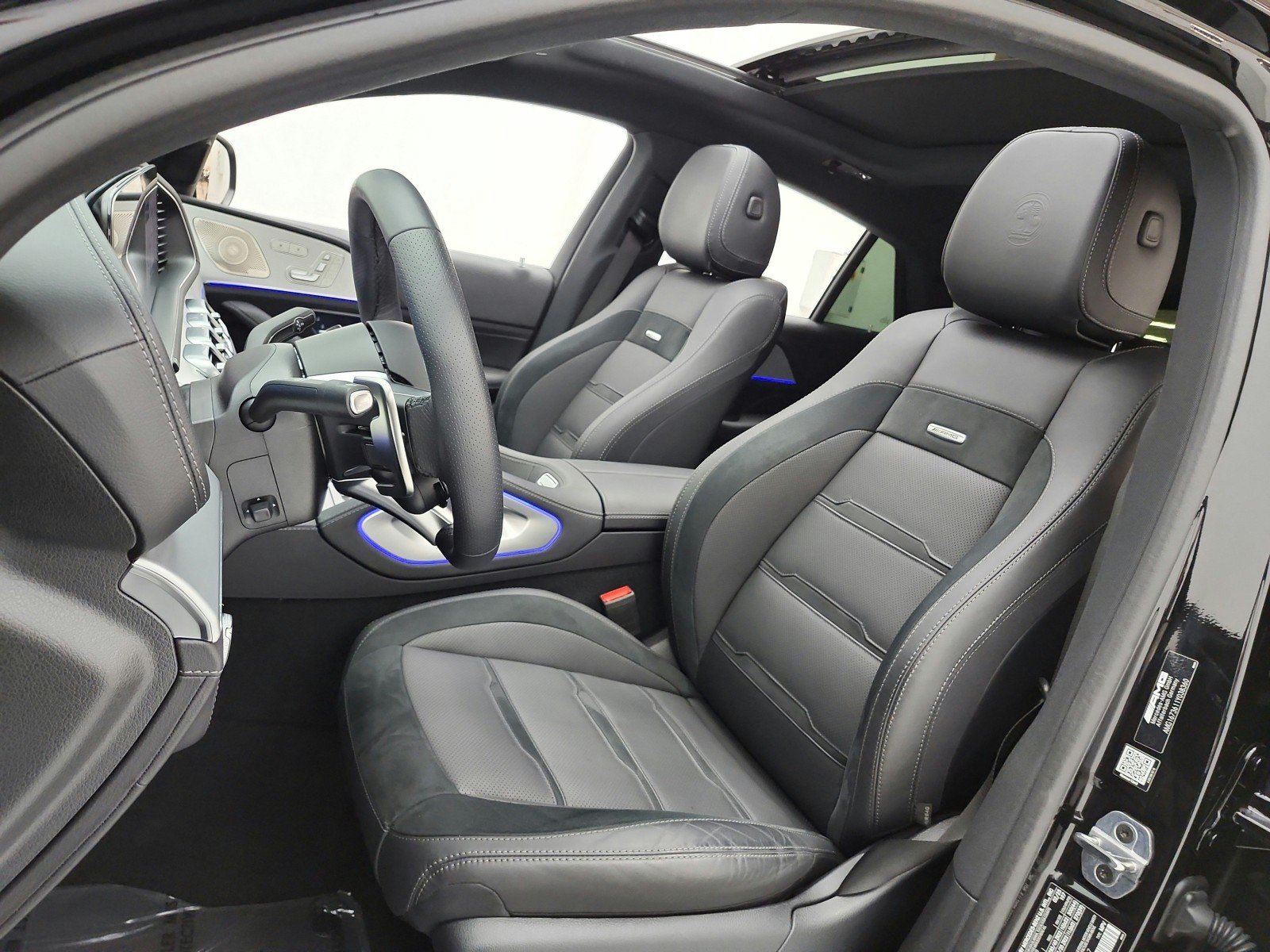 Used 2025 Mercedes-Benz GLE 53 AMG 4MATIC Coupe image 10