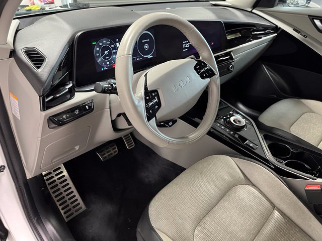 Used 2023 Kia Niro Wave FWD image 19