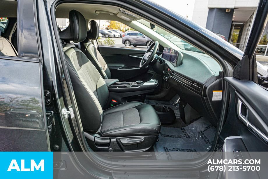 Used 2024 Kia EV6 Light image 23