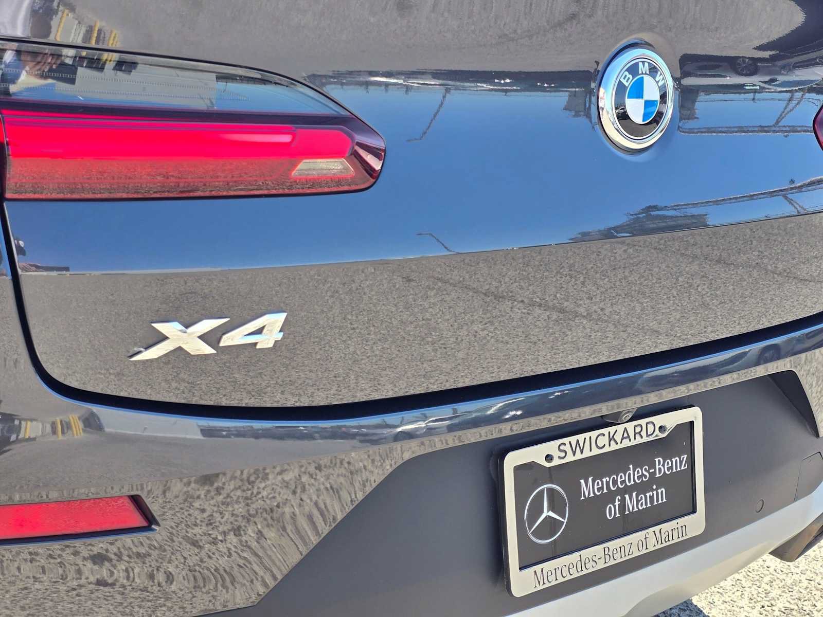 Used 2024 BMW X4 xDrive30i w/ Convenience Package AWD/4WD image 13