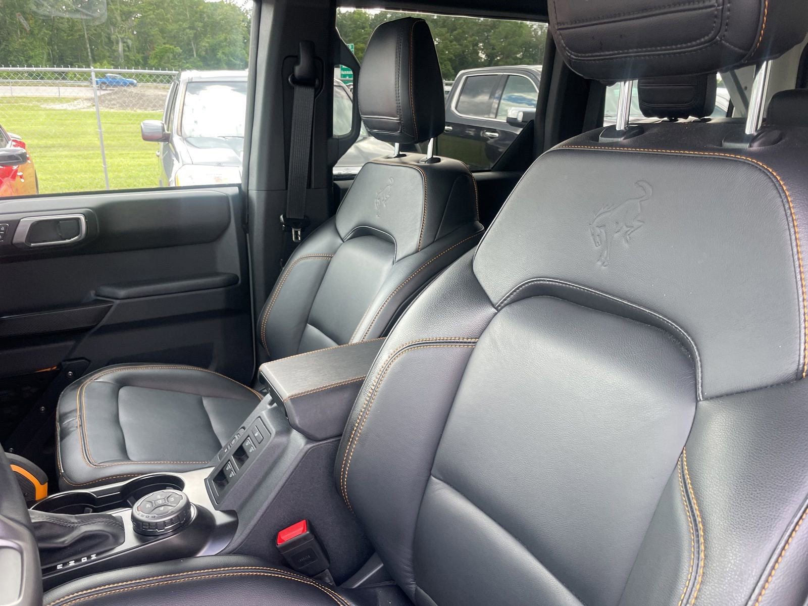 Used 2024 Ford Bronco Badlands AWD/4WD image 8