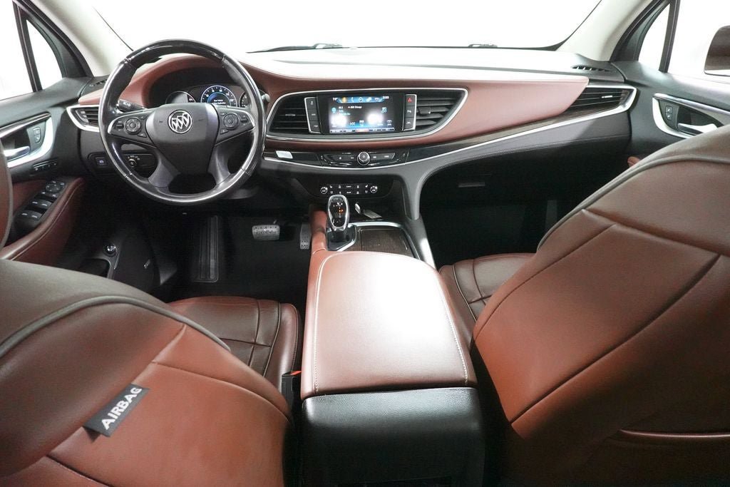 Used 2018 Buick Enclave Avenir w/ Avenir Technology Package image 11