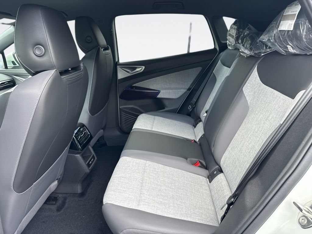 New 2026 Volkswagen ID.4 Pro RWD image 22