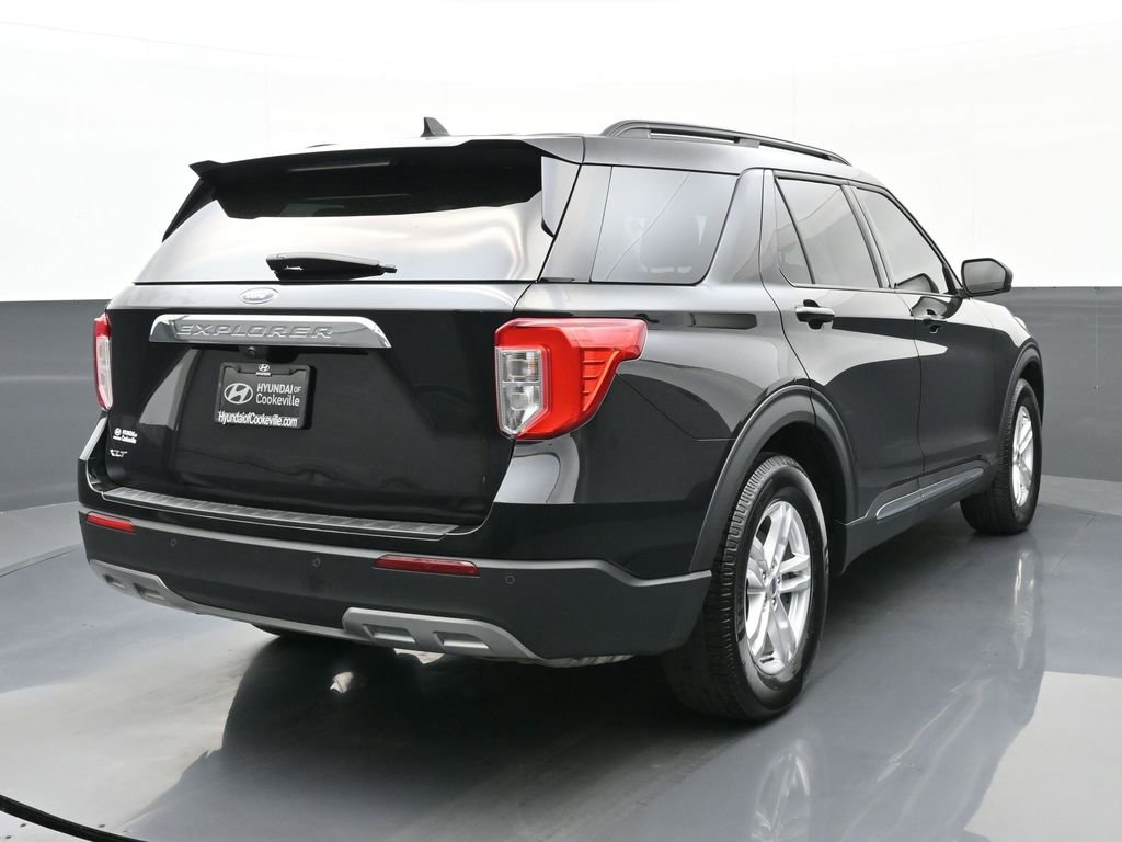 Used 2022 Ford Explorer XLT w/ Equipment Group 202A RWD image 3