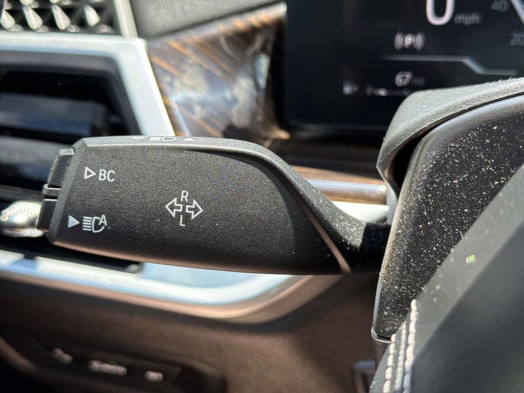 Used 2024 BMW X5 xDrive40i w/ Parking Assistance Package AWD/4WD image 40