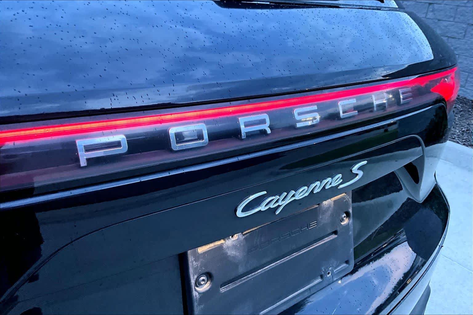 Used 2019 Porsche Cayenne S AWD/4WD image 32
