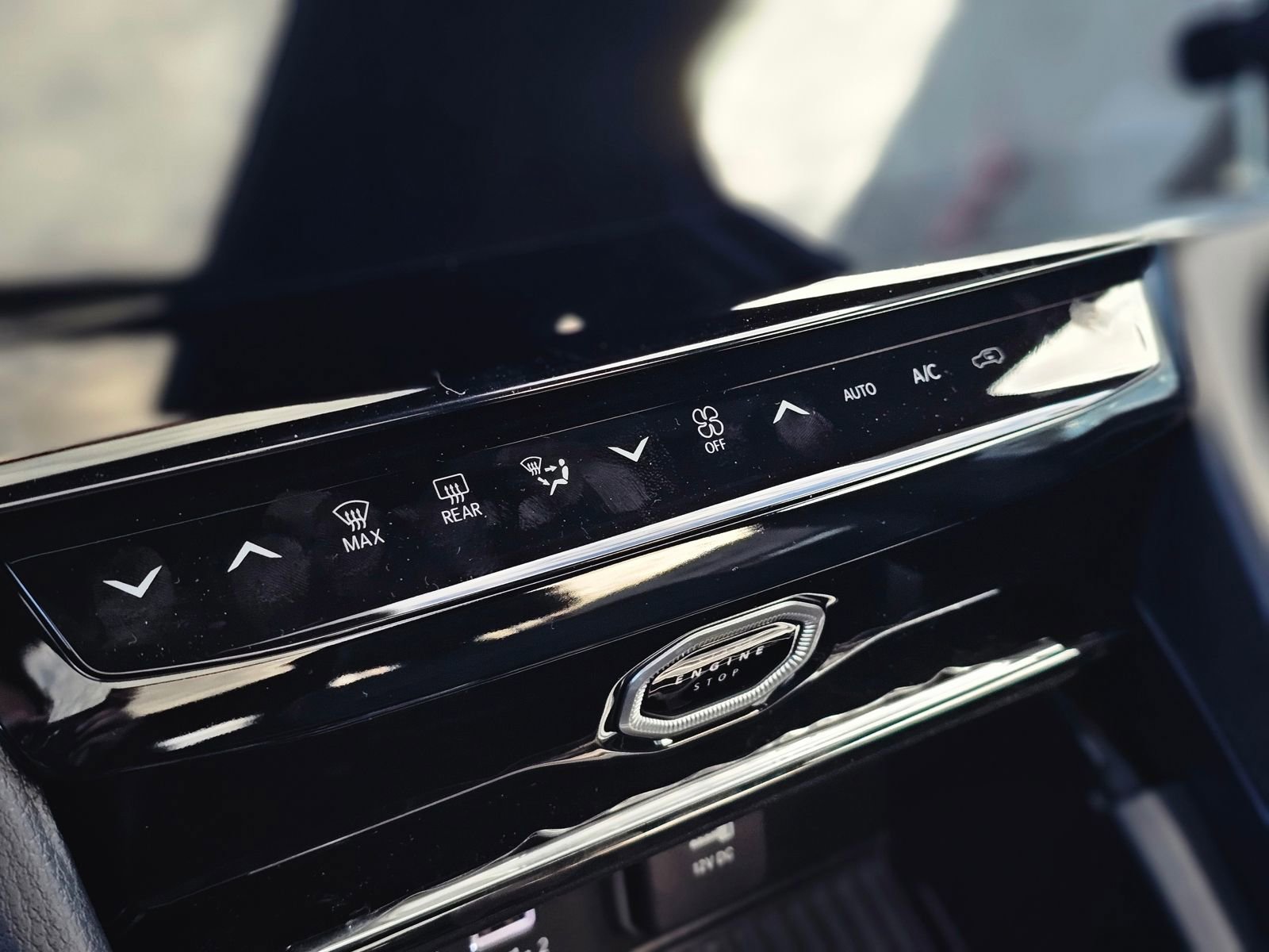 New 2026 Jeep Grand Cherokee Limited Reserve image 14