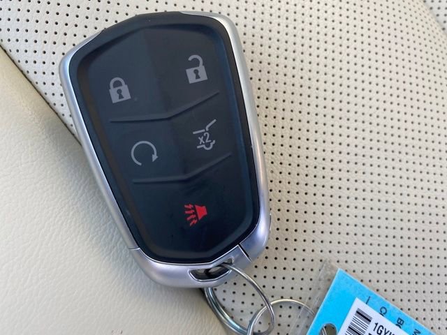 Used 2023 Cadillac XT6 Premium Luxury w/ Technology Package image 26