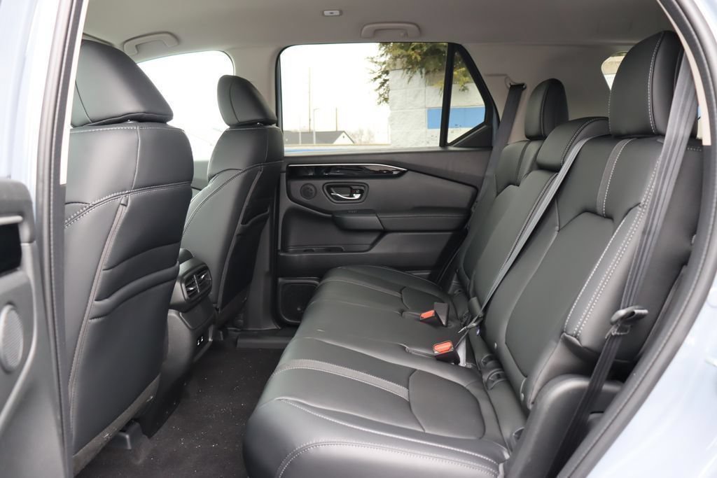 Used 2026 Honda Passport RTL image 12