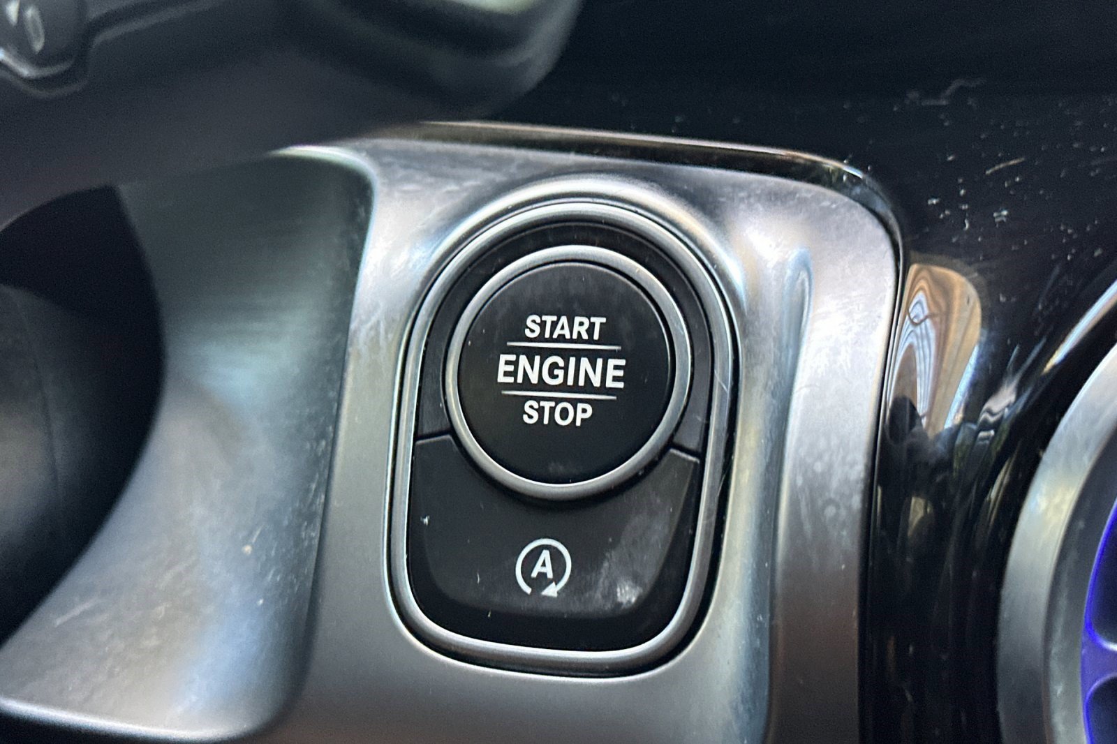 Used 2021 Mercedes-Benz GLB 35 AMG 4MATIC image 34