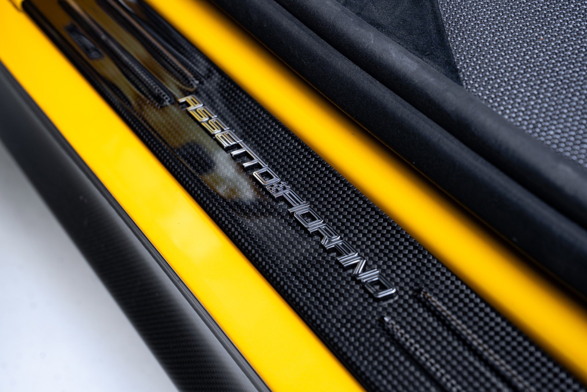 Used 2023 Ferrari SF90 Spider AWD/4WD image 58